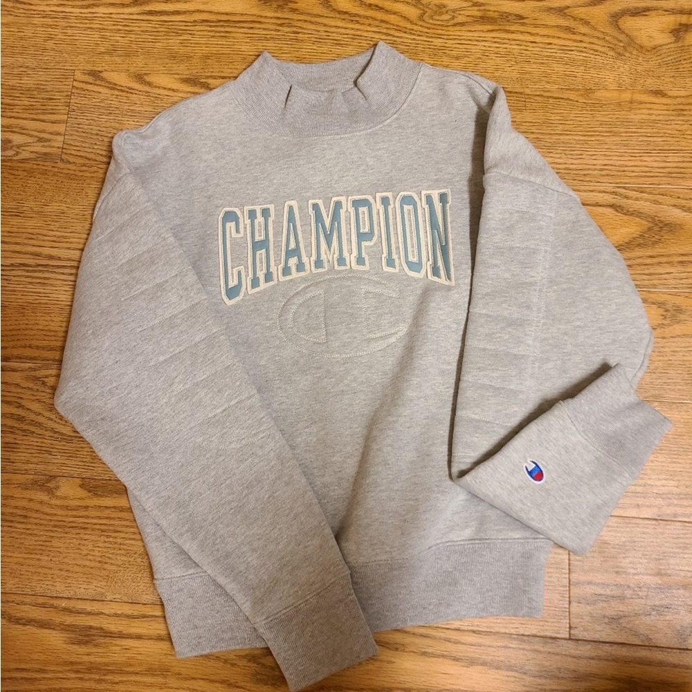 Men’s vintage champion crewneck